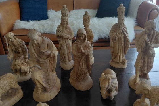 Set Presepe in Legno d'Ulivo Intagliato a Mano, 15 Pezzi XL, Sculture, Marrone (foto 4 di 6)