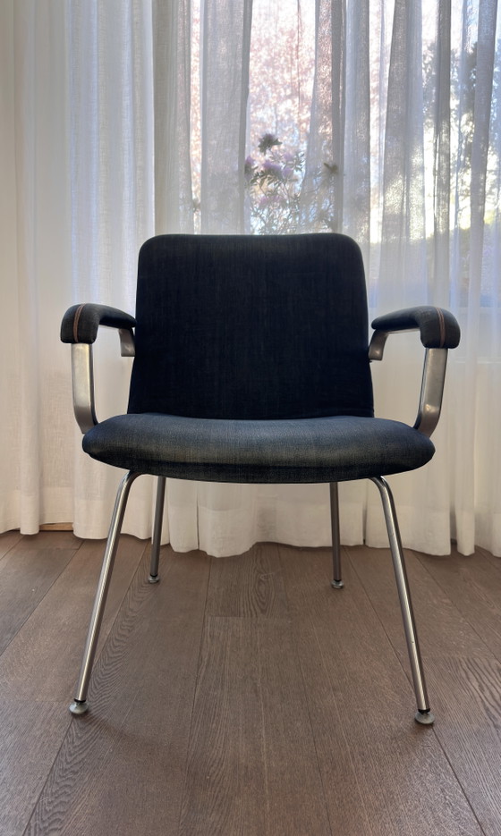 2 Artifort Armchairs Design Chairs by Geoffrey D. Harcourt – Aluminium, Textile (photo 5 of 5)