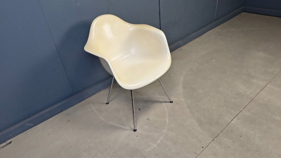 Sedia vintage Dax di Charles e Ray Eames per Vitra, anni '90 – Sedie e poltrone, Metal, Plastic (photo 13 of 17)