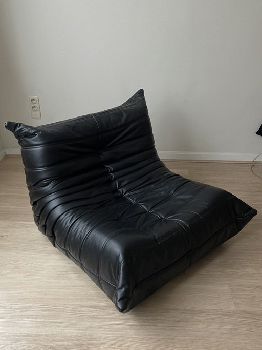 Identical Replica Ligne Roset Togo Sofa – Black Leather – 100% Italian Leather