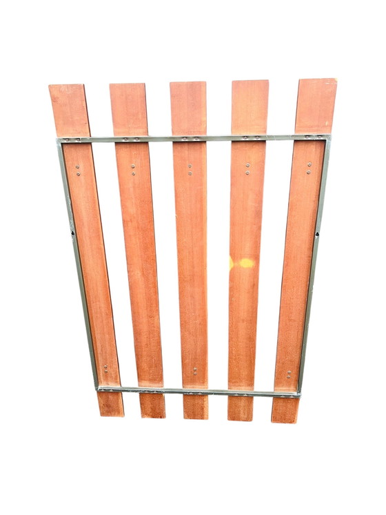 Image 1 of Houten vintage wandkapstok | Kapstok di metà secolo con latten e haken 