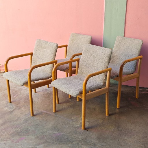 Set aus vier Hulsta Sessel mit Holzrahmen