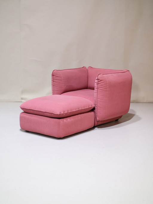 Roze fauteuil met hocker Ipe Cavalli Italië 1970s