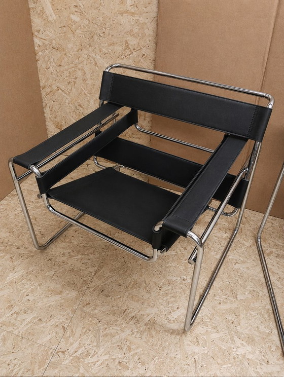 KNOLL Int. 2 Poltrone B3 WASSILY (NUOVE) acciaio inox e cuoio NERO, Pelle (foto 11 di 22)