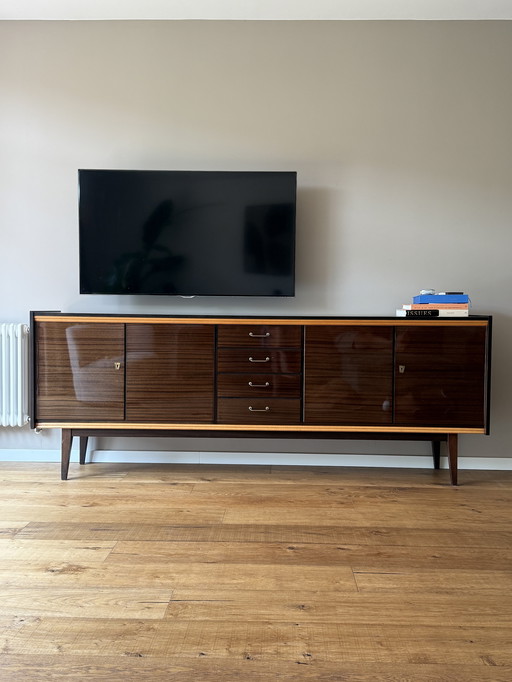 Buffet vintage