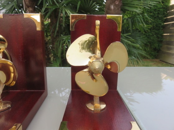 Image 1 of Buchstütze "Schiffsschraube" Palisander, Messing, 1970