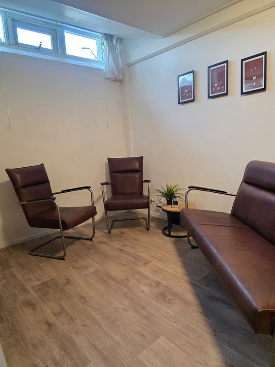 Image 1 of Leren Woonhoek | Bank + 2 Fauteuils | Bauhaus Stijl | €900