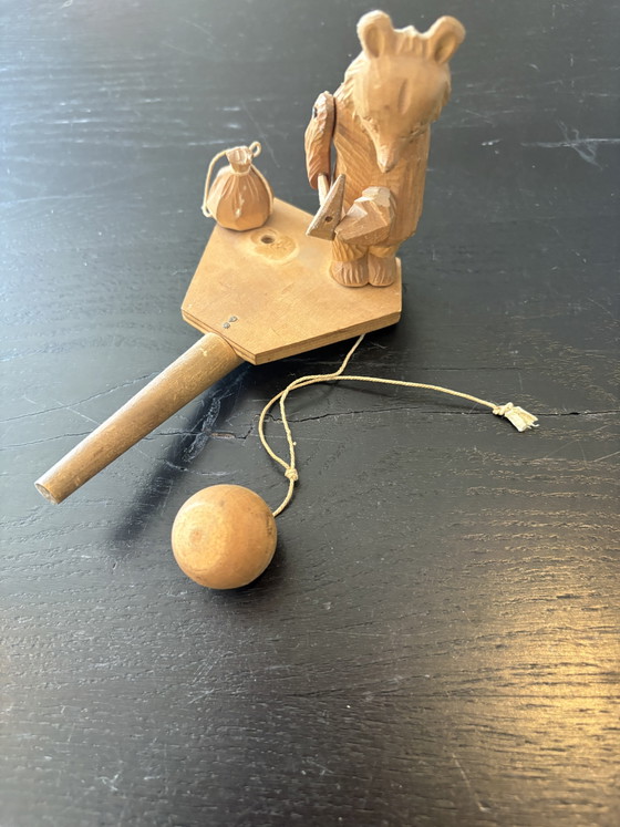Image 1 of 2 antieke handgesculpteerde speelgoedberen USSR