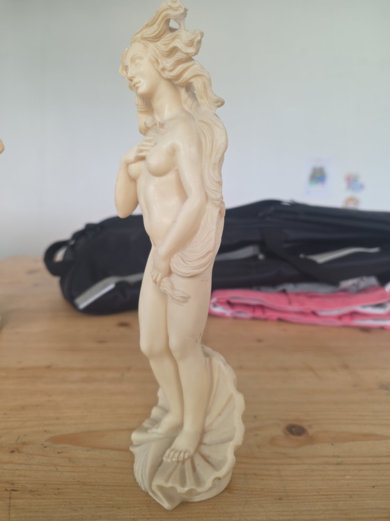 Image 1 of Harzstatue der Venus