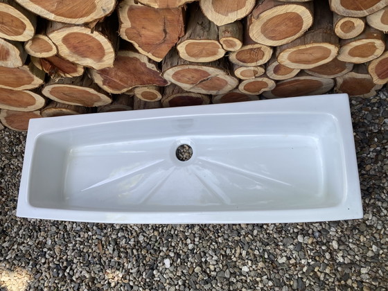 Image 1 of Lavabo antico in ceramica vintage - lavabo scolastico – 101 x 35 cm
