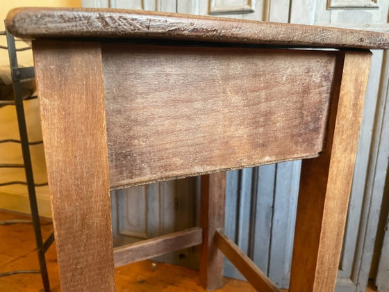 Image 1 of Mesa auxiliar con banco plegable y taburete en francés.