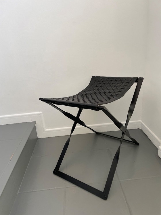 Image 1 of Tabouret haut pliant / taburette en métal et cuir tressé
