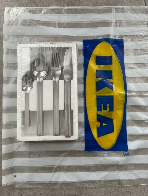 Ensemble de couverts IKEA STRATEG neuf sous emballage