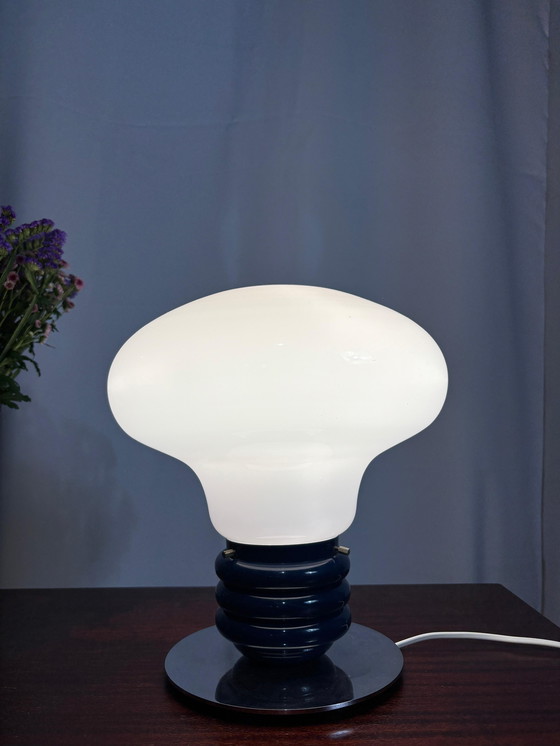 Image 1 of Vintage Space-Age Opaline Mushroom Lamp – Uniek Blauw Keramiek & Chroom