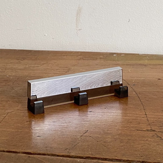 Image 1 of Juego de 2 toalleros. 1970. Plexiglás.