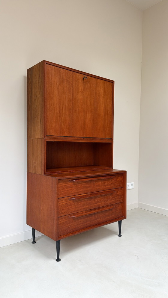 Image 1 of Vintage houten kast met lades en klep