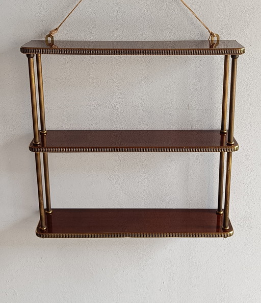 Estantería de pared de mediados de siglo en madera y latón, estante colgante de 3 niveles, estilo de los años 50-60.