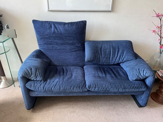 Image 1 of Banquette 2 places Cassina Maralunga bleue