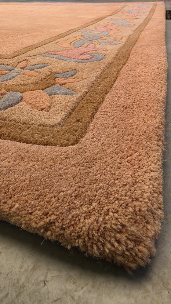 Image 1 of Alfombra moderna de lana hecha a mano, color naranja suave, 247x345cm.
