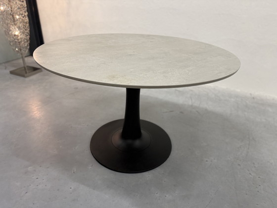Image 1 of Leolux Columna Dining Table Ceramic Concrete D110
