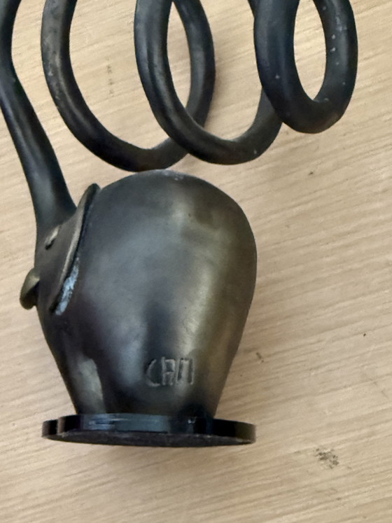 Image 1 of Soporte para botellas de elefante de Corry Ammerlaan van Niekerk para Artihove