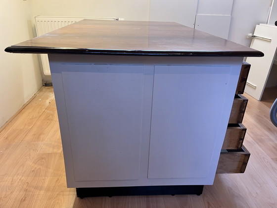 Image 1 of Origineel Jaren 40 Bureau met mooi gefineerd blad