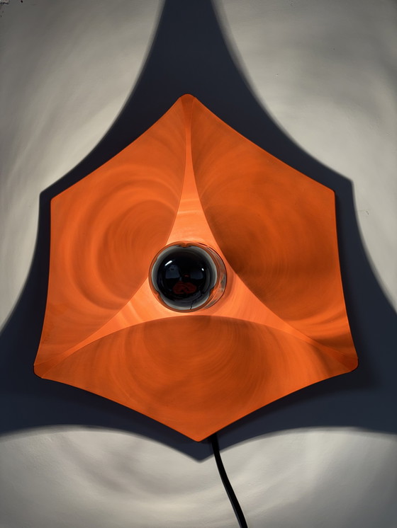 Image 1 of Lámpara de pared o techo de la era espacial naranja – Hofmeister, década de 1970 – Futurista de mediados de siglo