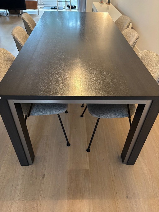 Mesa de comedor Bert Plantagie 'Oliver' (Roble Basalto)