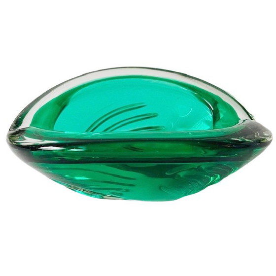 Image 1 of Bol en verre de Murano vert en forme de cœur, style vintage années 1960
