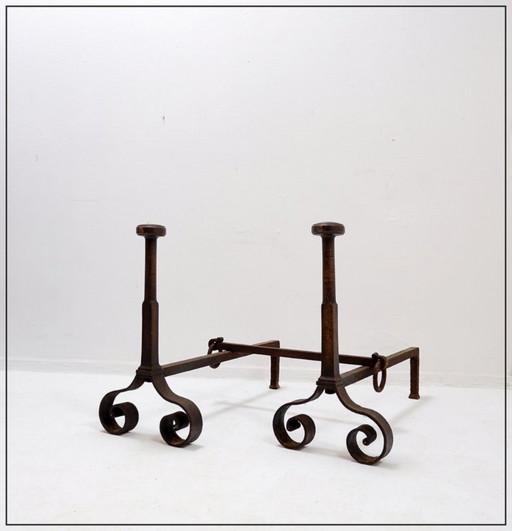 Paire de chenets anciens en fer forgé - XIXe siècle