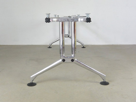 Vitra Ad Hoc desk base designed by Antonio Citterio – Dining tables, Chrome, Aluminium (photo 4 of 8)