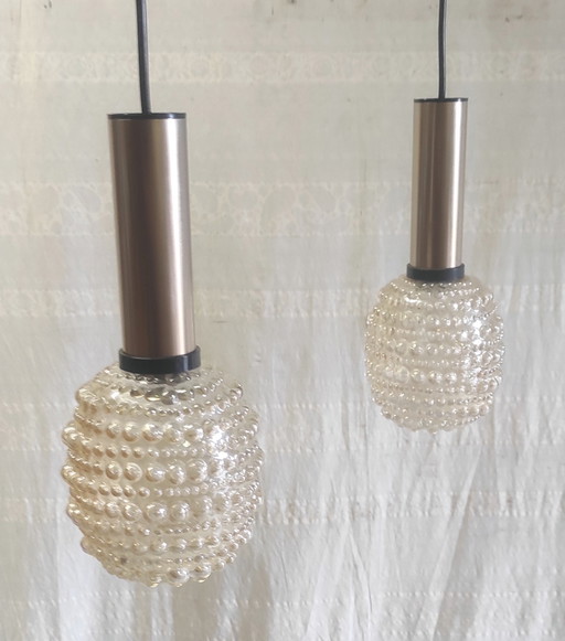 Hanglampen van amberkleurig glas in de stijl van H. Tynelle - jaren 70