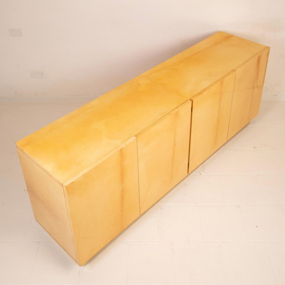 Giorgio Tura Mod. 1893/4P Italiaans perkament en messing Dressoir voor Tura Milano – Glass, Leather (photo 16 of 20)