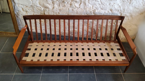Image 1 of Vintage Scandinavische 3-zitsbank van massief hout