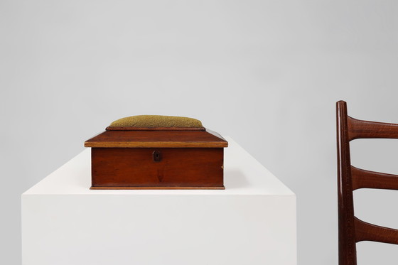 Image 1 of Scatola da cucito Art Déco francese con coperchio giallo, anni '900