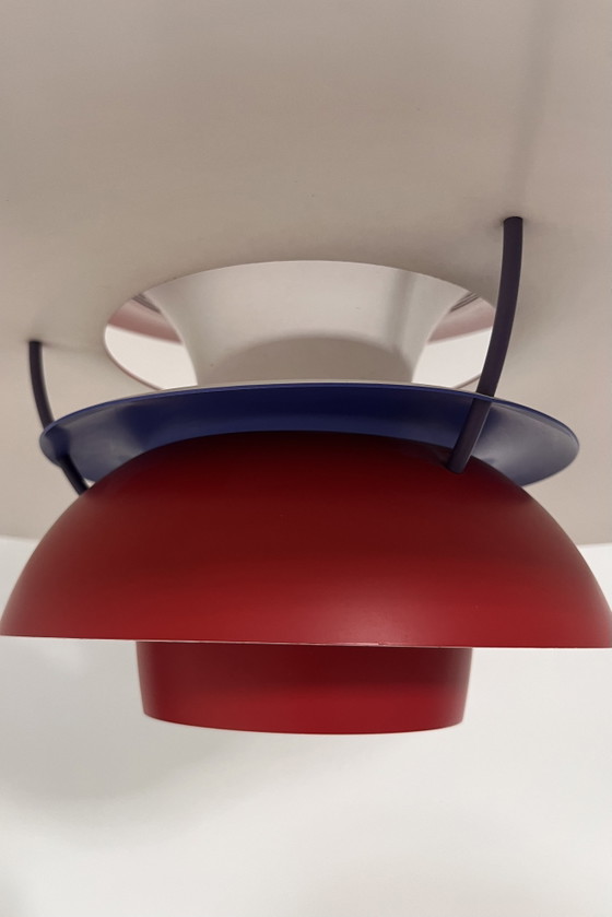 Lampada a sospensione iconica rossa Louis Poulsen PH 5 – Lampade a sospensione, Metal (photo 10 of 13)