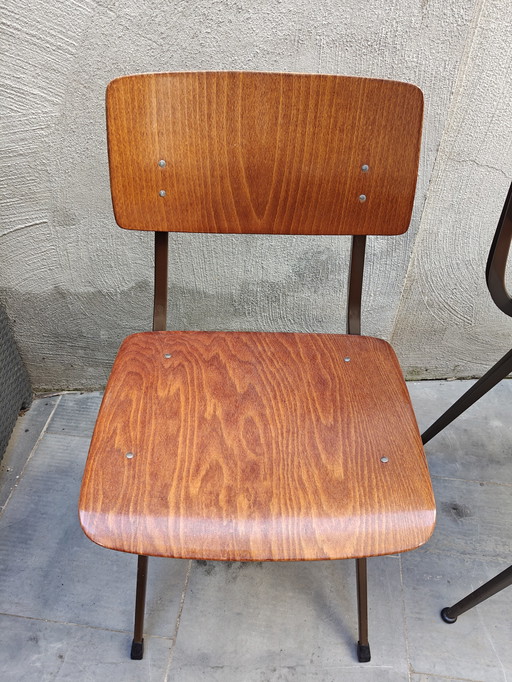 Retro-Schulstühle (2 Stck.)