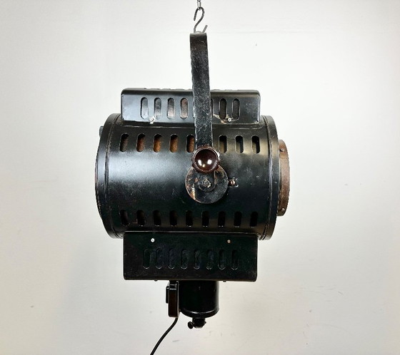 Image 1 of Pleins feux sur le théâtre noir vintage, années 1960