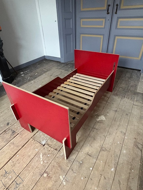 Image 1 of Lit Nils Holger Moormann contreplaqué de bouleau rouge