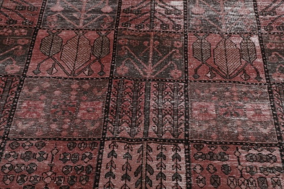 Image 1 of Tapis d'art vintage noué à la main 162x232