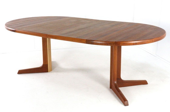 Image 1 of Gudme round 2x extendable dining table 'Slumstrup' vintage Danish design