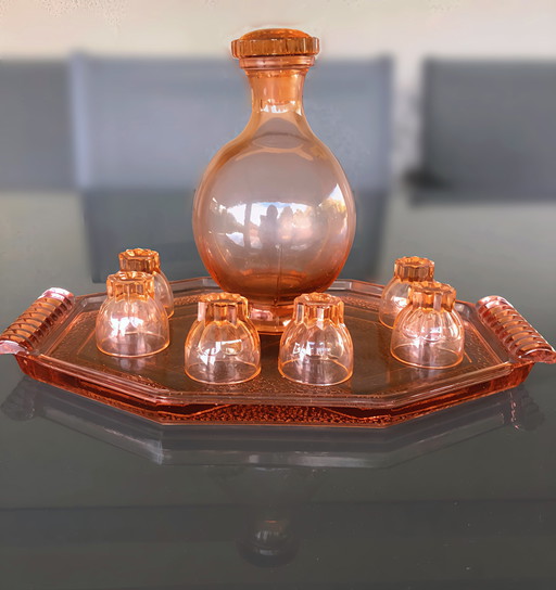 Beautiful Vintage Vintage 1940s Liqueur Set From Rosaline Glass, Carafe With 8 Glasses And Dish