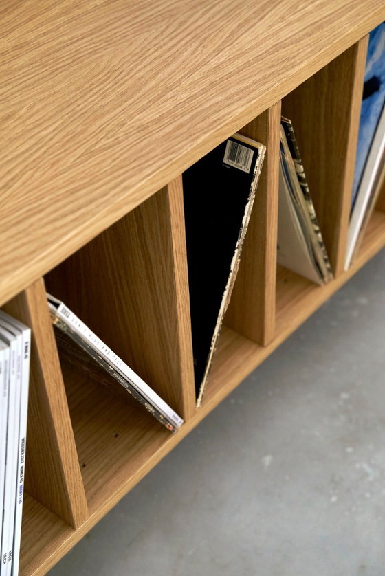 Image 1 of Gabinete de vinilo D-S09