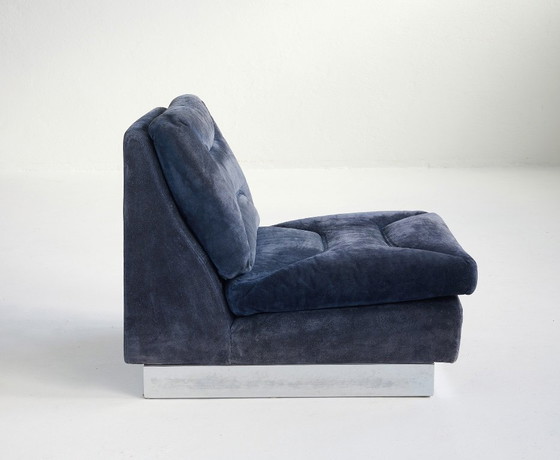 Image 1 of Fauteuil en daim et métal dans le style de Jacques Charpentier