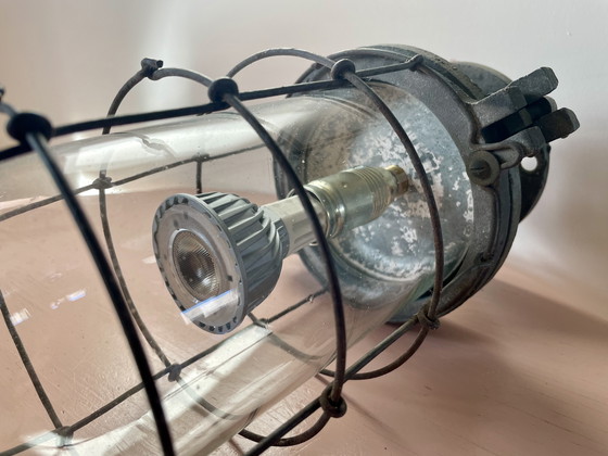 Image 1 of Stallamp van gietijzer