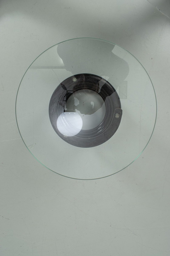 Image 1 of Einzigartiger Beistelltisch