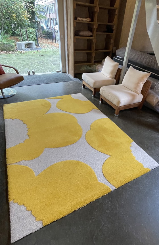Image 1 of Tappeto Brink en Campman Marimekko Iso Unikko giallo