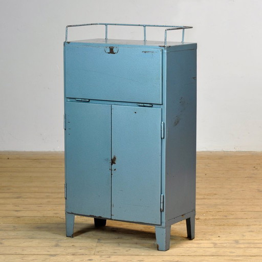 Meuble industriel à quatre tiroirs des années 1970