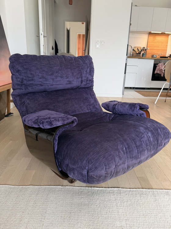 Image 1 of Fauteuil ligne roset Marsala purple velvet