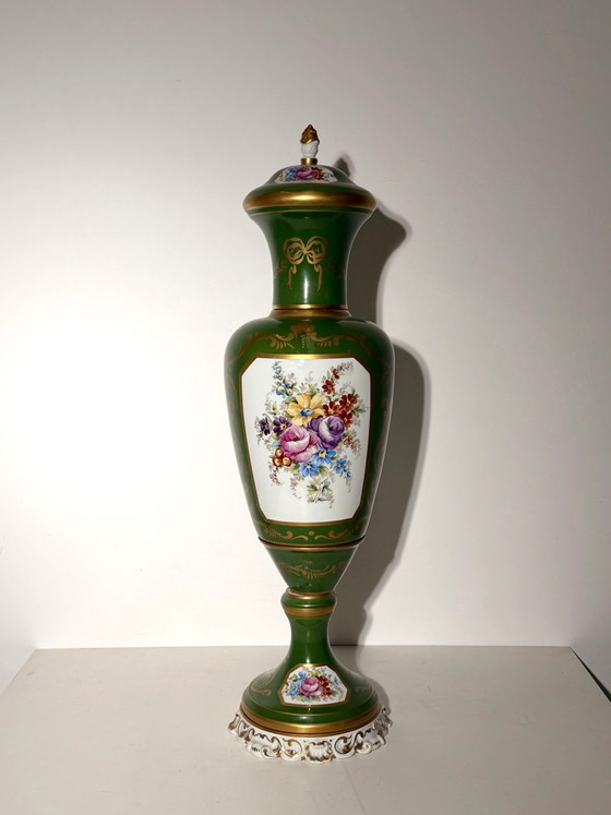 Grand Vase Couvert Porcelaine de Paris (photo 2 of 5)